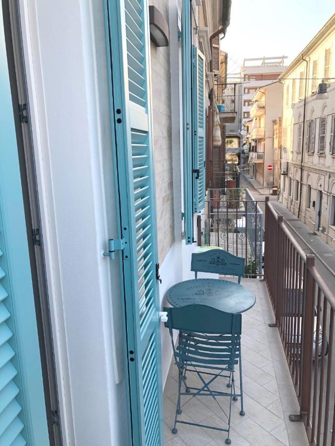 B&B Loft Edel Beach Civitanova Marche Exterior foto
